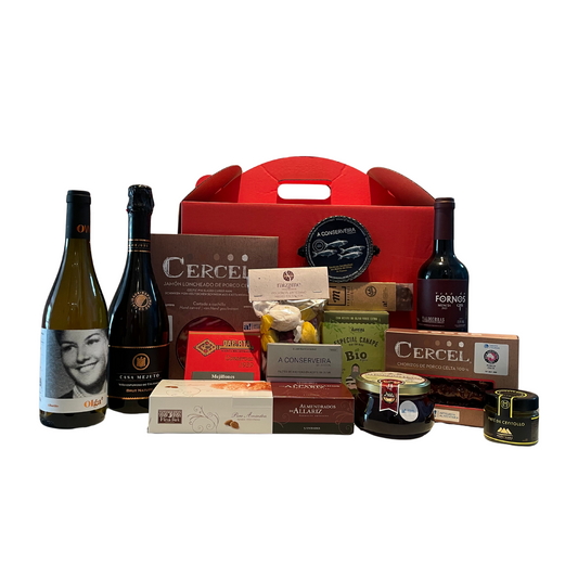 Lote de Navidad 2025 número 6 con productos gourmet gallegos - Casa Canducho