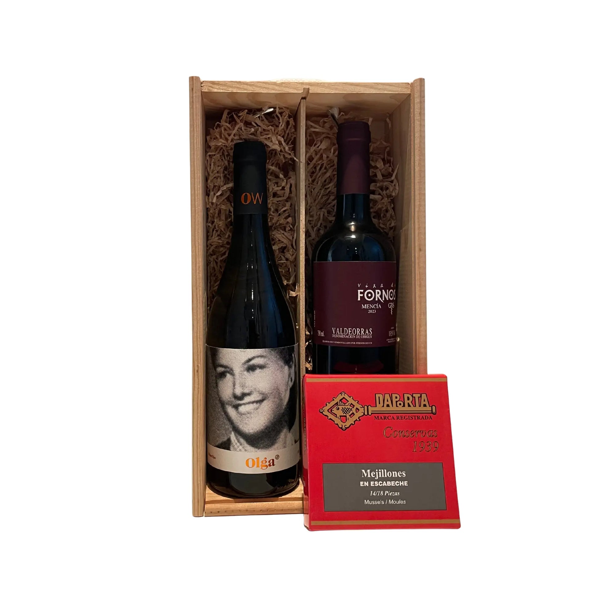 Lote de Navidad 2025 Caja de Madera 1 con productos gourmet gallegos dentro de la caja - Casa Canducho